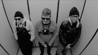 Heartbreak Feels So Good lyrics - Fall Out Boy Heartbreak Feels So Good lyrics - Fall Out Boy