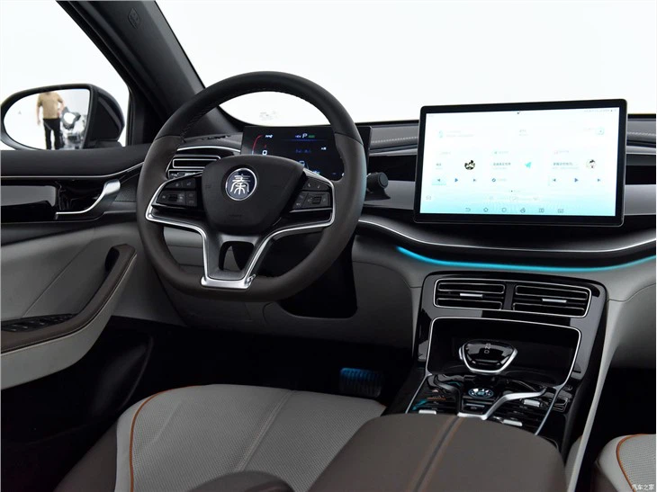 BYD $11K Qin Plus DM-i Plug-in Hybrid Sedan vs VW, Toyota Prices