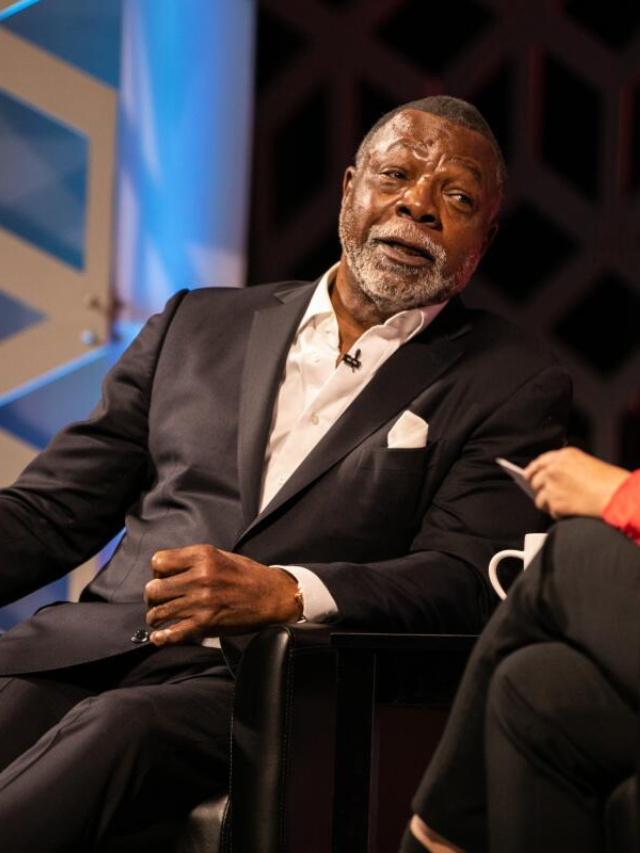 rocky-apollo-creed-and-the-mandalorian-actor-carl-weathers-dies-at-76 (6)